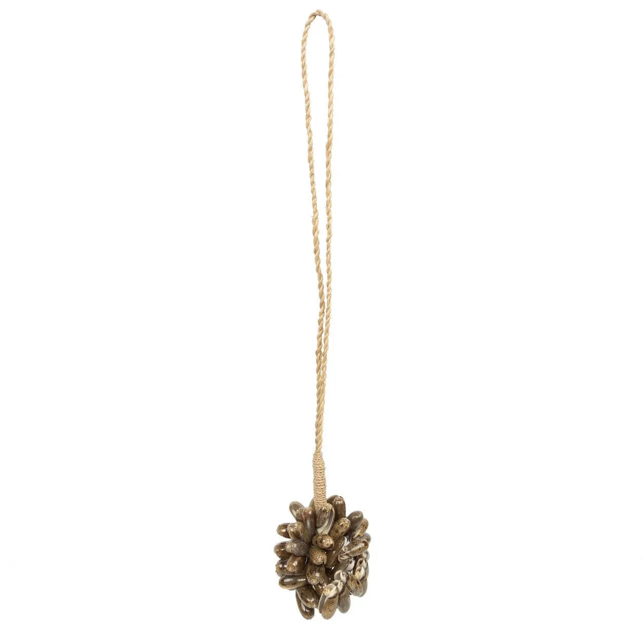 Ornement suspendu en coquillages naturels marron pour mur ou rideau