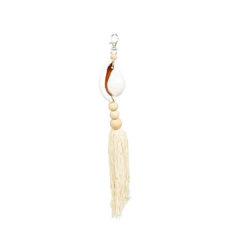 Porte-clés coquillage blanc en bois et coton avec pompon décoratif