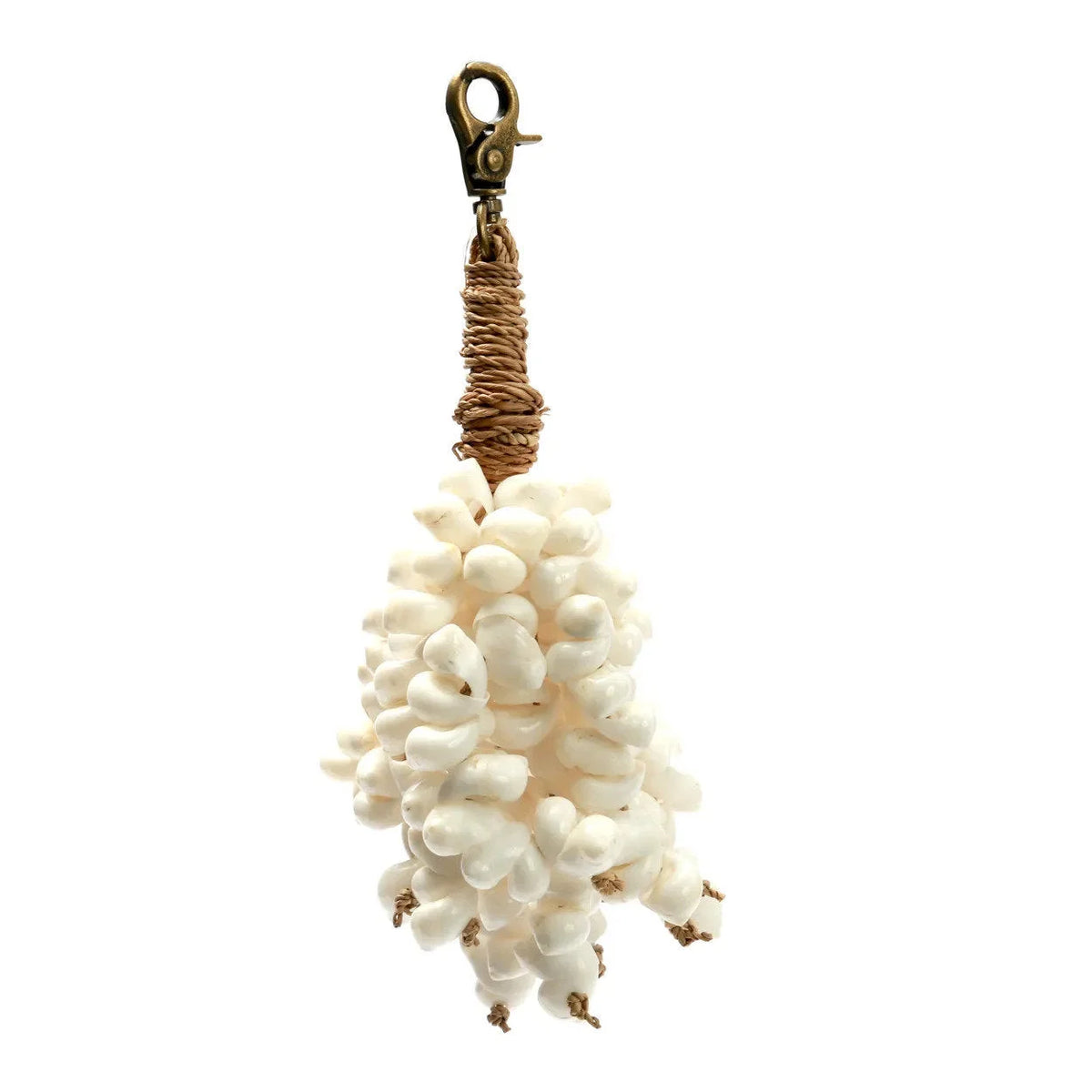 Porte-clés en coquillages blancs avec top en corde herbe marine
