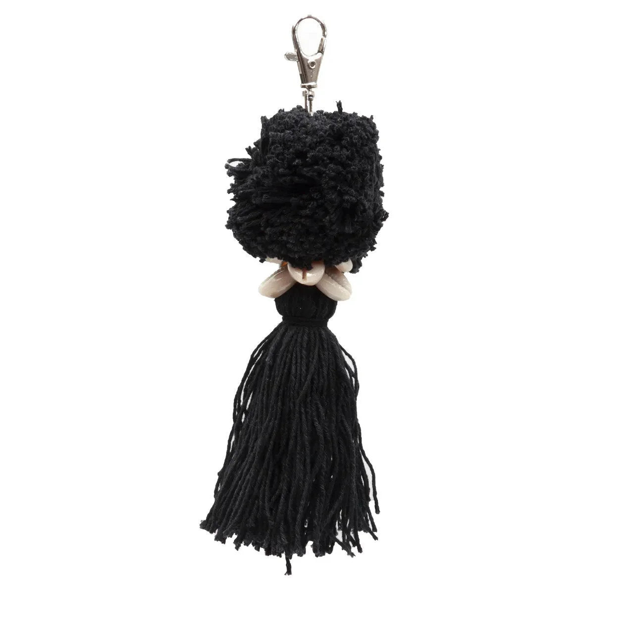 Porte-clés pompon noir en coton avec fermoir argenté et coquillages cauris
