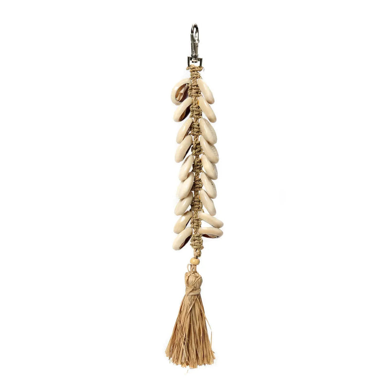 Porte-clés en raphia blanc naturel avec coquillages et pompon