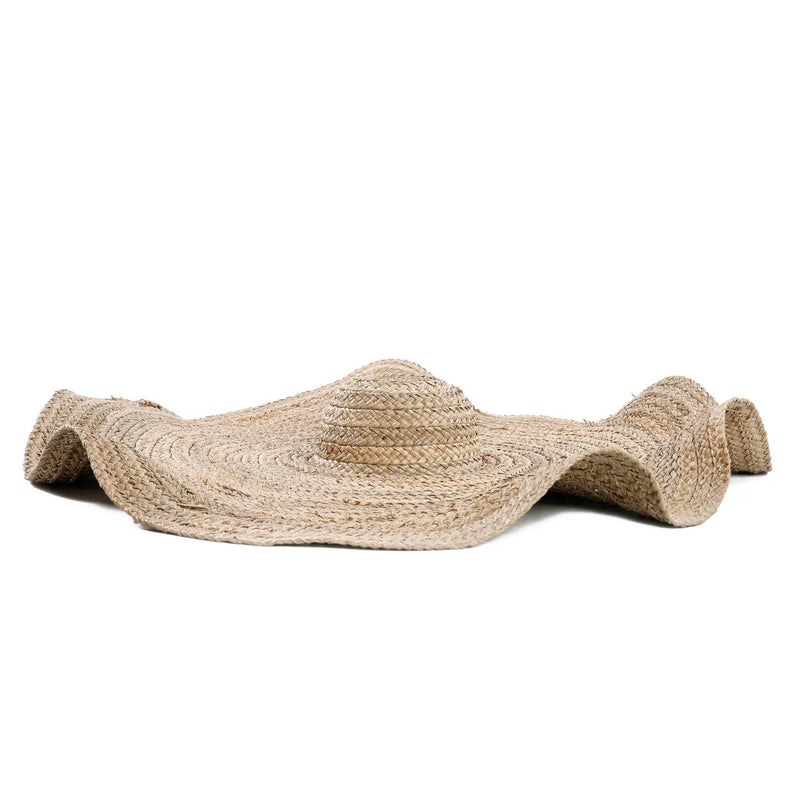 Suspension chapeau oversize en jacinthe d’eau ondulée naturel – Ø85 cm