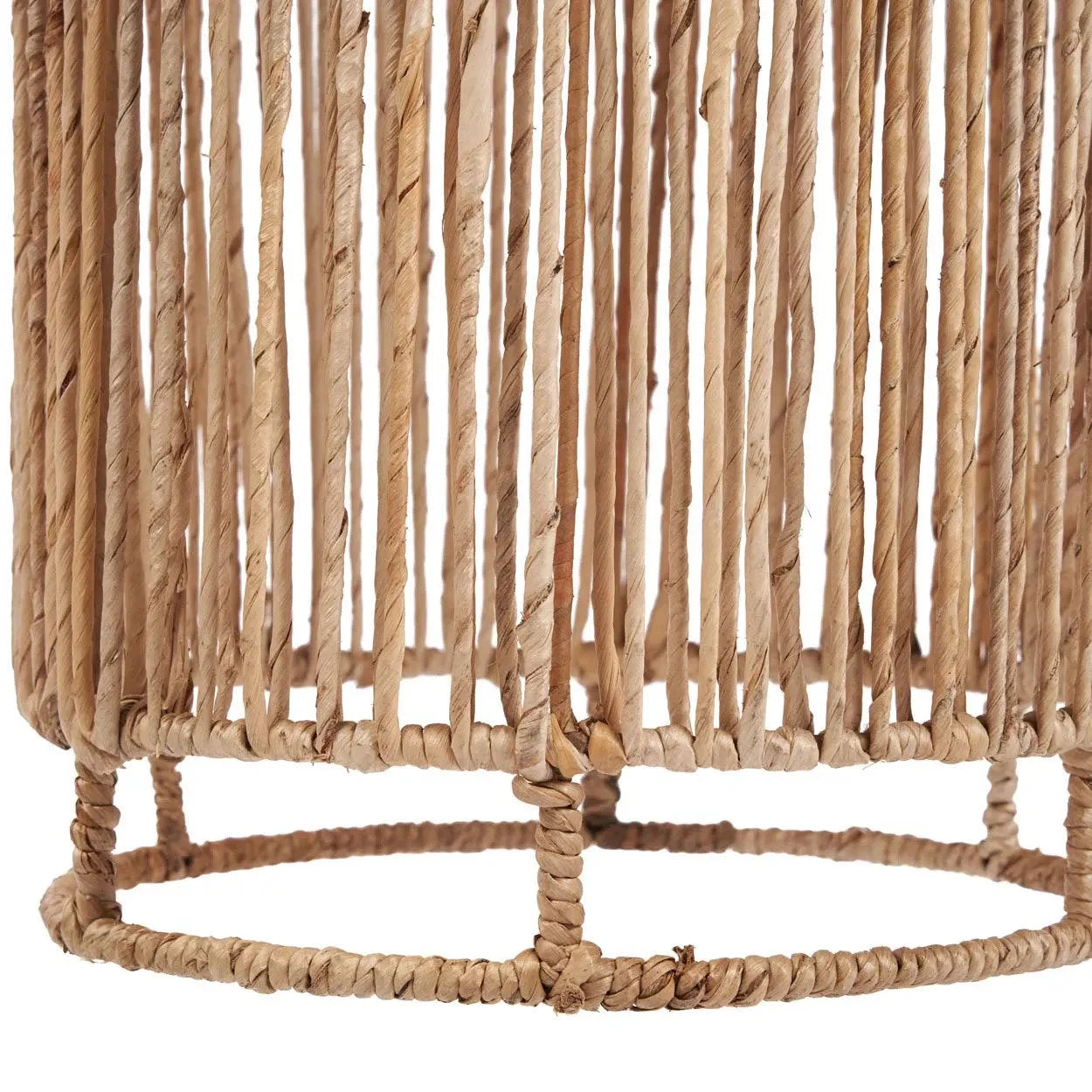 Suspension cylindrique en feuille de bananier ajourée naturelle – H116 cm