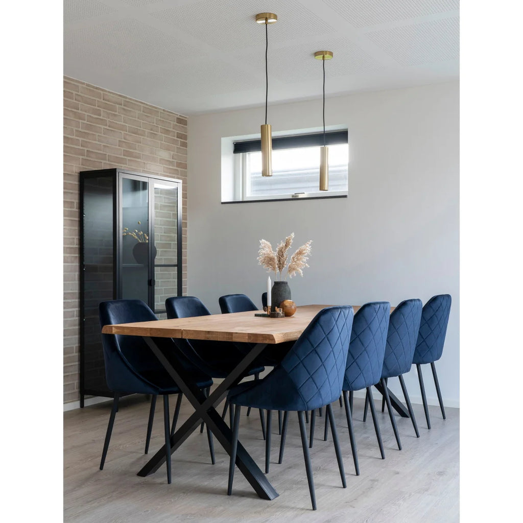 Chaises de salle à manger en velours bleu profond matelassé avec pieds en métal noir en X