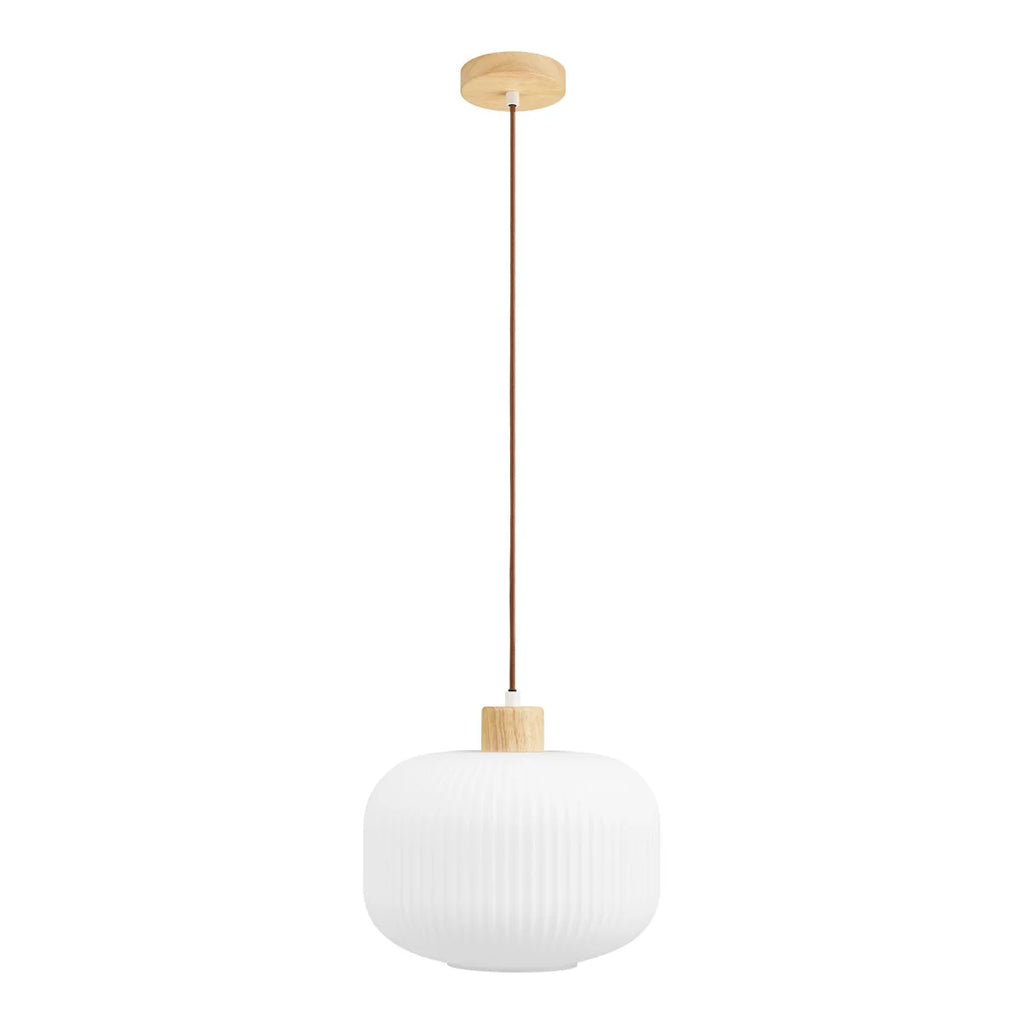 Suspension globe en verre opalin strié blanc et bois clair Ø30 cm