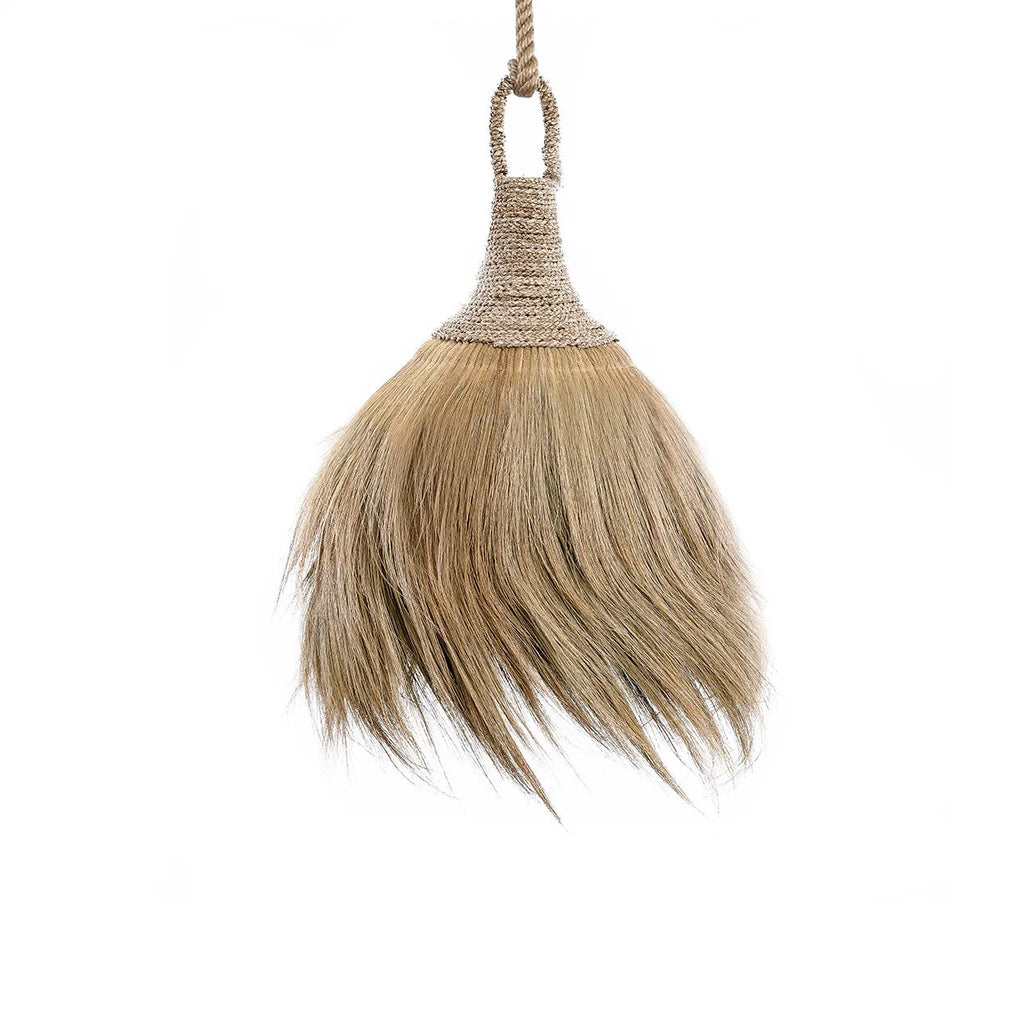 Balai en fibre naturelle tressée avec anse et boucle, Ø50 cm