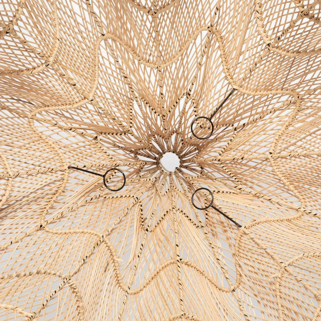 Luminaire suspendu en rotin naturel XL 110 cm avec design étoilé tissé à la main