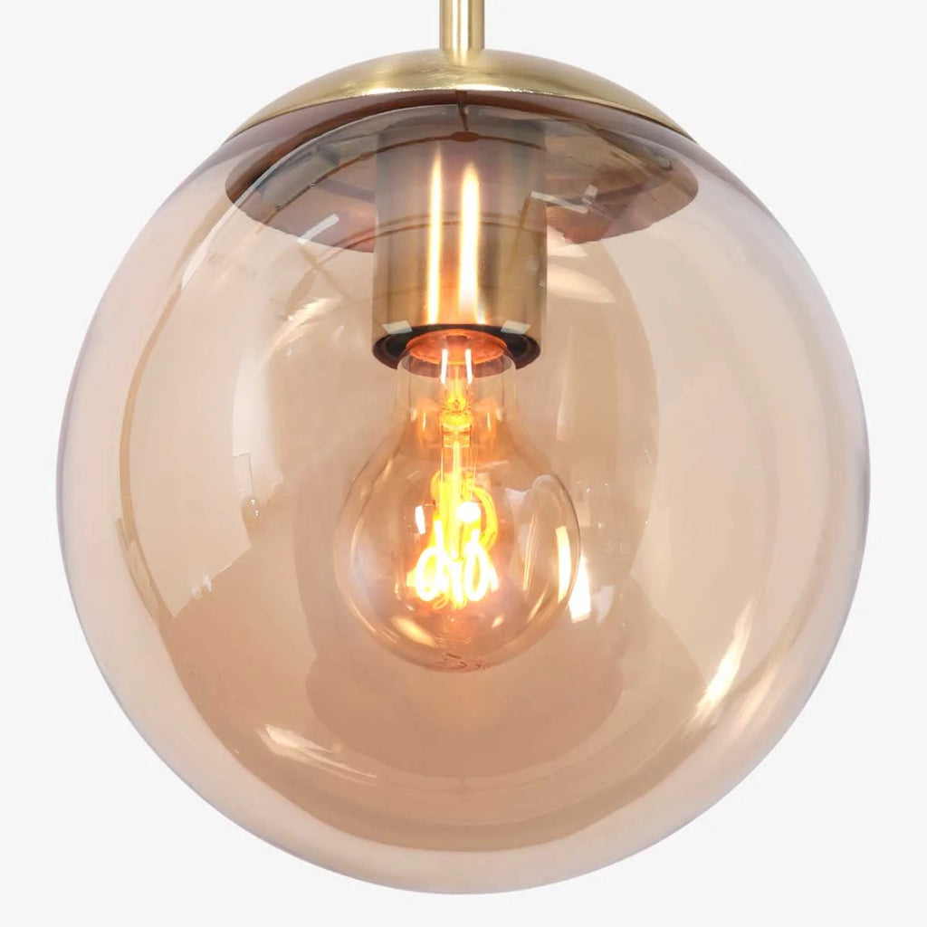 Suspension en verre ambré et métal doré avec ampoule visible – Ø20 cm