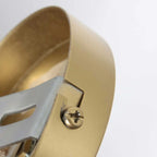 Bracelet en métal doré avec clasp en argent, parfait pour la suspension en verre