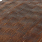 Surface en bois de manguier brun foncé texturée et sculptée, 40x25 cm