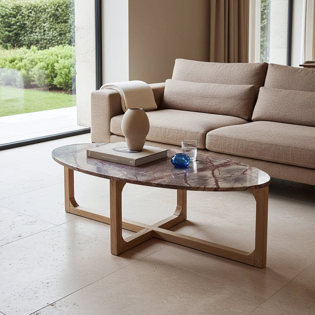 Table basse ovale marbre veiné rouge bois clair 120x60 cm