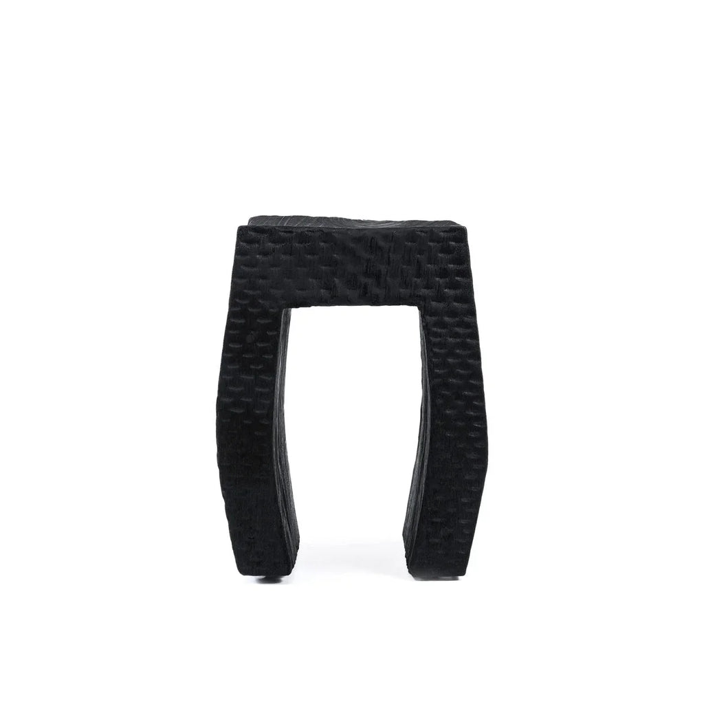 Tabouret en bois de suar noir forme U et assise tressée