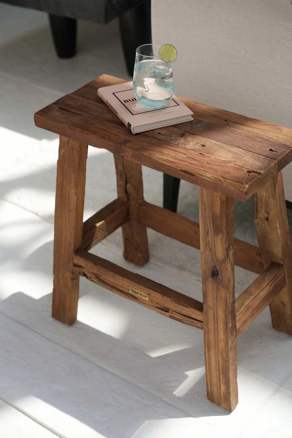 Tabouret rectangulaire en bois de teck naturel finition brute