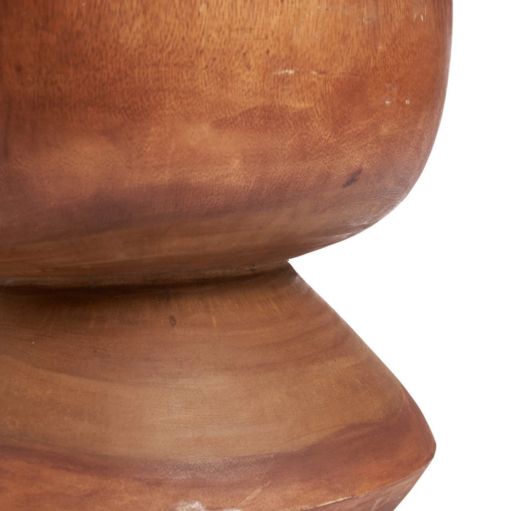 Tabouret sculptural en bois de suar brun naturel – H50 cm