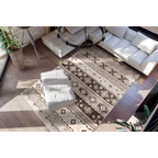 Tapis ethnique motifs géométriques taupe et beige, tapis à tons neutres et motifs