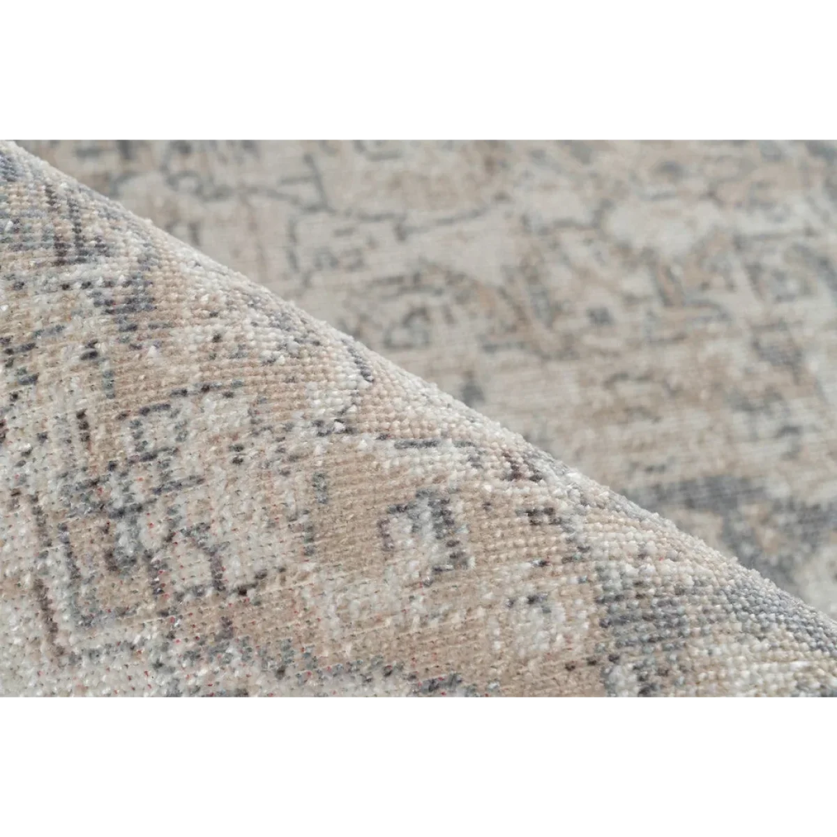 Tapis oriental rectangulaire gris à motif central, texture visible, 160x230 cm