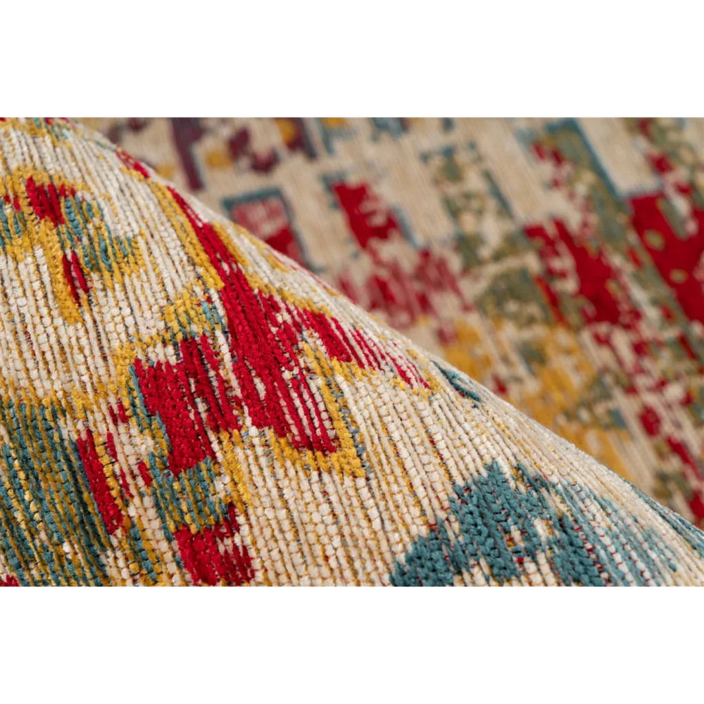 Tapis rectangulaire kilim multicolore à motifs tribaux en crème, rouge, teal et jaune