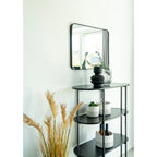 Console noire en métal à trois niveaux pour le Vase organique noir H22 cm