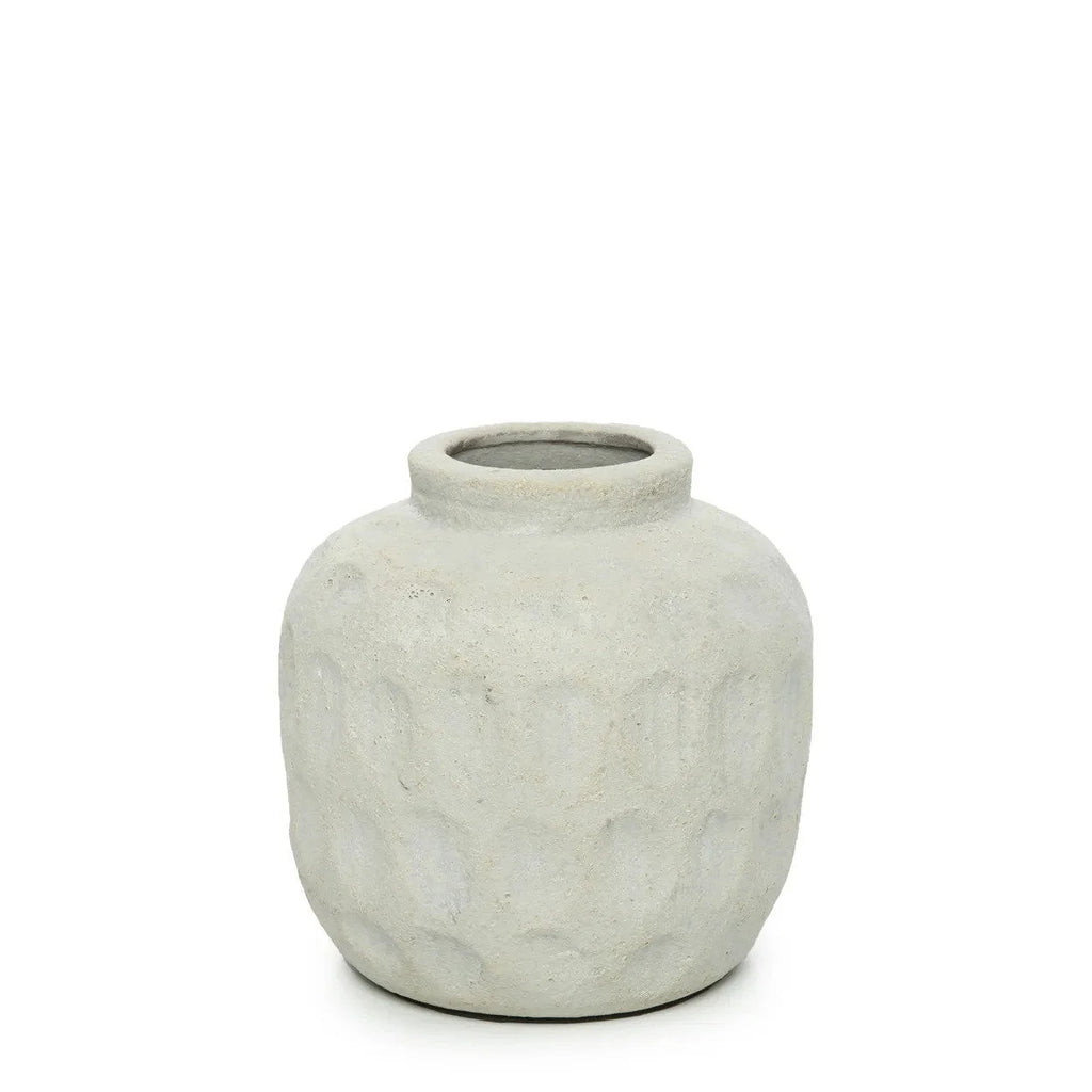 Vase rond en terre cuite effet béton gris avec surface texturée et piquée, Ø14 cm