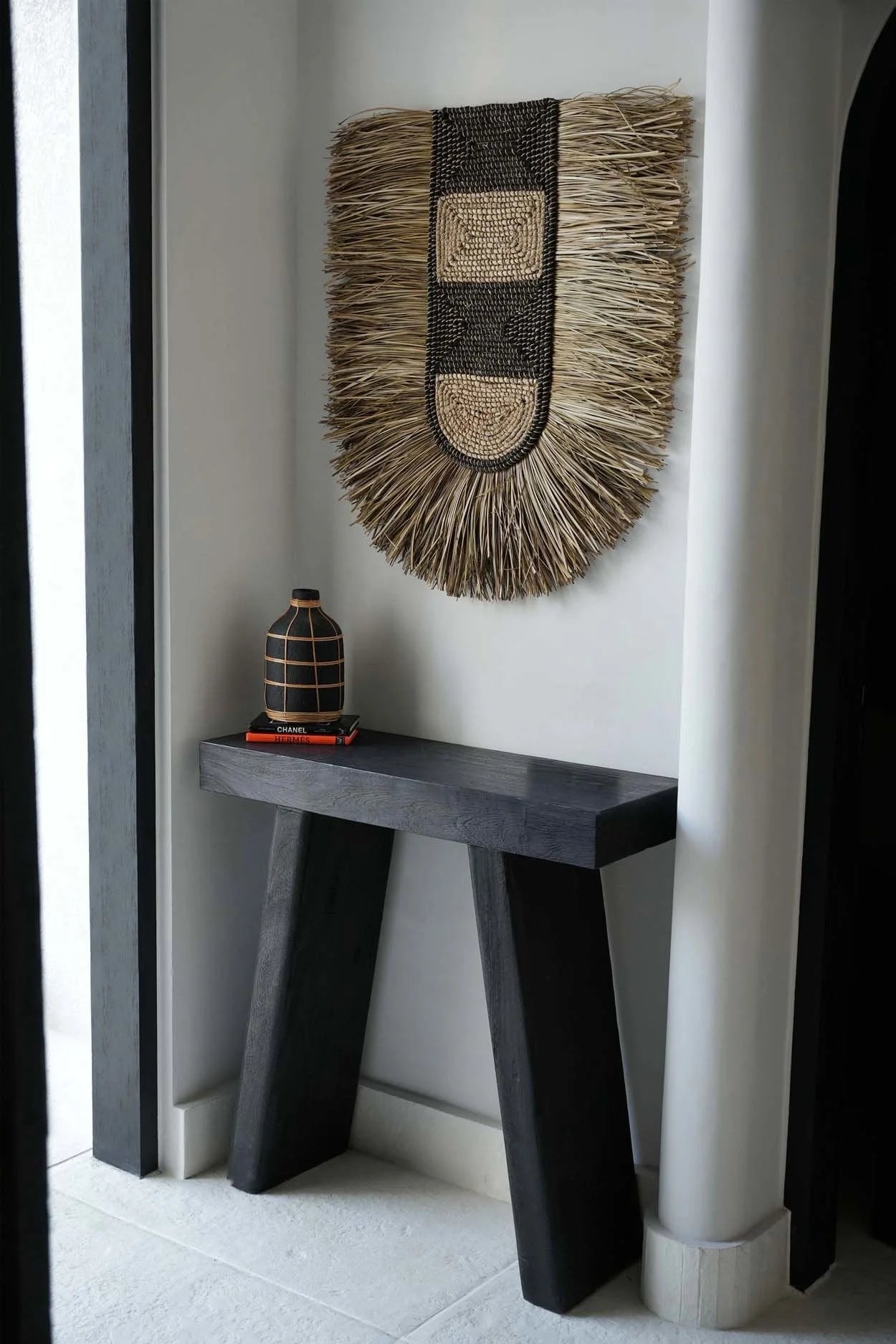Vase en terre cuite et rotin noir naturel H23 cm
